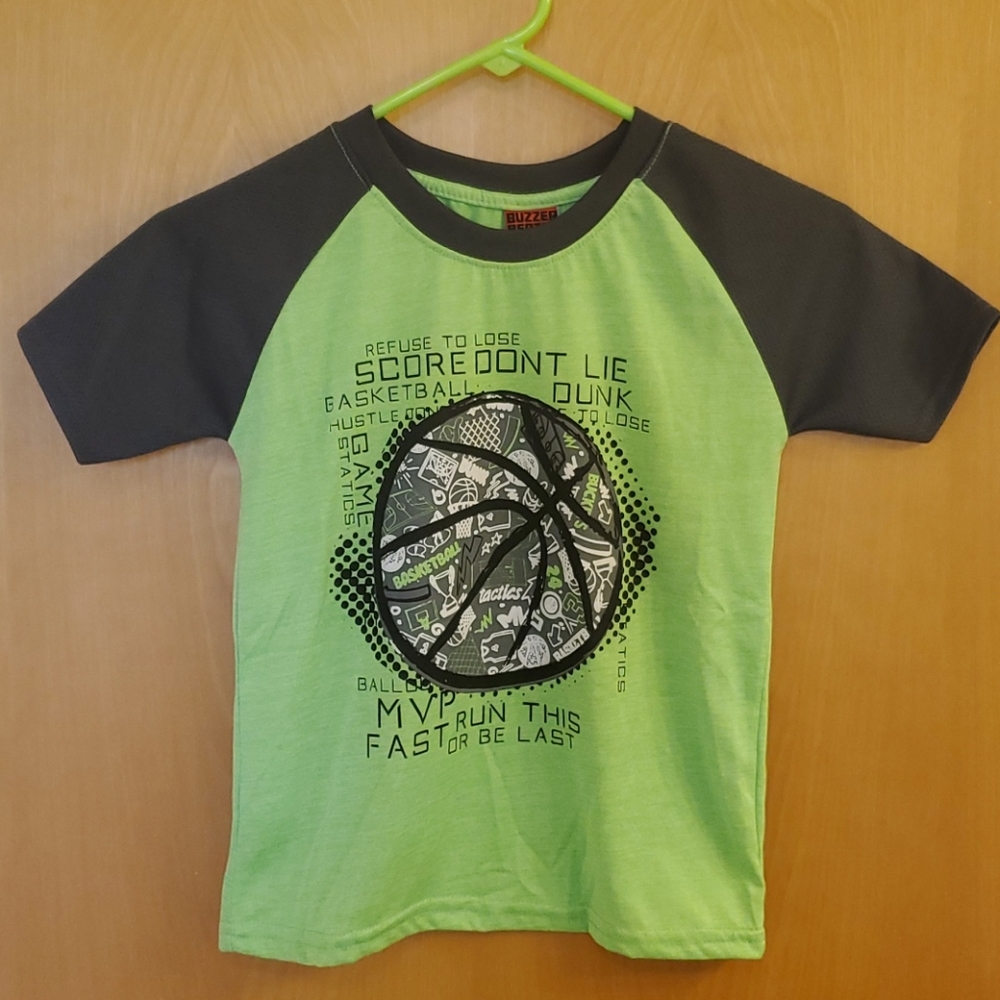 Boys T-shirt 6/7